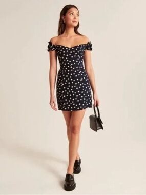Abercrombie & Fitch Navy and Cream Linen Polka Dot Off-Shoulder Mini Dress